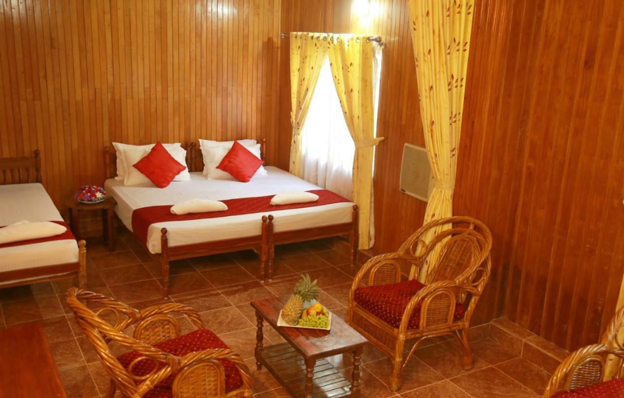 Lake Palace Family Resort Kumarakom Exterior foto